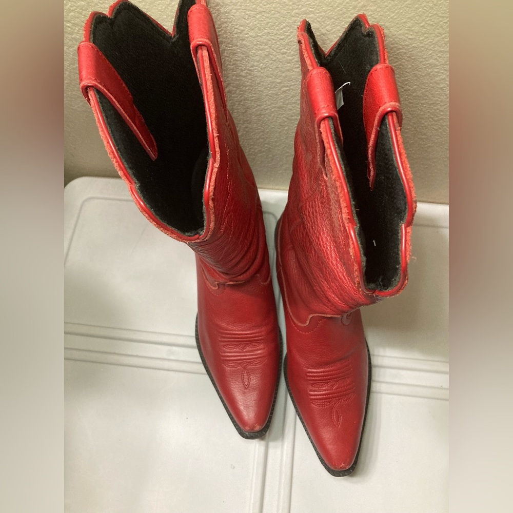 Red Leather Women's Cowboy Boots - Picture 3 of 13